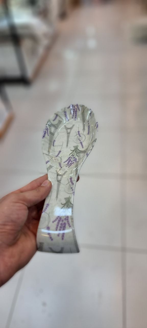 جاقاشقی کنار گاز